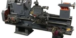 5.5 Feet Belt Driven Heavy Duty Lathe Machine
