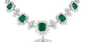 Emerald Diamond Necklace Set