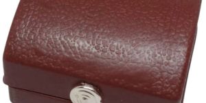 Plastic Medium Ring Box