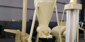 CYCLONE HAMMER MILL