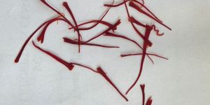 Kashmiri Mongra Saffron