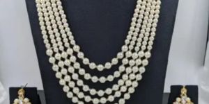 Elegant Kundan & Pearl Bridal Choker Set