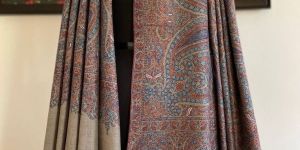 Kashmiri Pashmina Shawl
