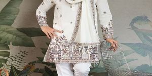 Mens Embroidered Kurta Pajama