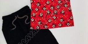 Minnie Mouse Print T-shirt & Black Pajama Set