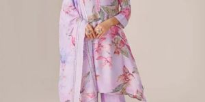 Women Floral Printed Regular Thread Work Kurta with Palazzos & Dupatta