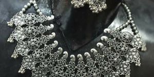 Ladies Party Wear Oxidized Necklace Set