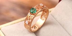 4mm Emerald & Moissanite Ring in 925 Sterling Silver, Rose Gold Plated