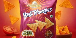 Chittchore Mast Triangle Tomato Flavour Chips
