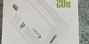 20 W Quick Charger