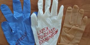 Latex Surgical Gloves