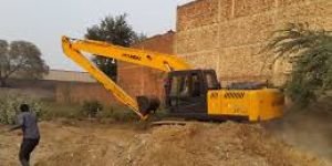 19 Meter Long Boom Excavator Rental