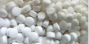 White Naphthalene Ball