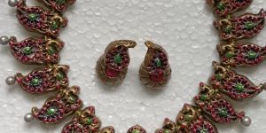 fancy terracotta choker set