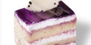 Black Currant Pastry