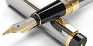 Black Premium Fountain Pen with Ink Cartridges