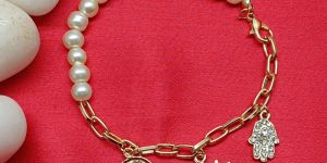 Pearl & Gold Chain Bracelet
