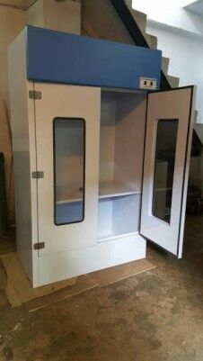 CLEAN ROOM GARMENT STORAGE CABINET