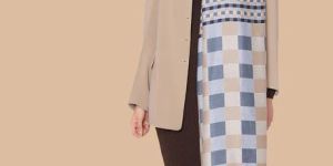 Multi-Color Check Women Woollen Stole