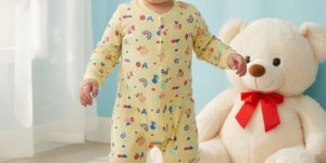 Baby Yellow Printed Cotton Full Sleeve Comfort Sleepsuit