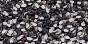 Split Black Urad Dal
