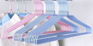 Plastic Cloth Hangers