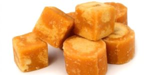 Gud Jaggery