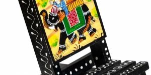 Handmade Wooden Mobile Stand Chair