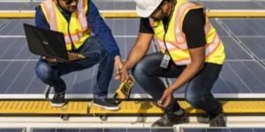 Solar Power Plant Operation & Maintenance Service