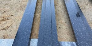 R black blue dot granite door frame