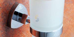 Zudio Brass Tumbler Holder