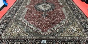 Wool Silk Hand Knotted Carpet
