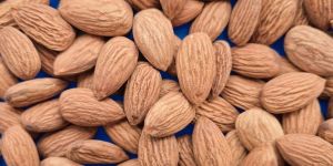 70 California Almonds