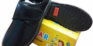 8x10 Boy Velcro School Shoe