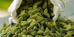 Whole Green Cardamom