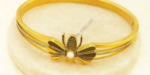 Butterfly Design Crystal Studded Bangle