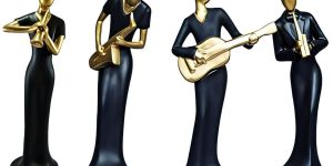 Black & Golden Musical Figurine Set