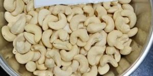w320 Kaju Cashew Nut