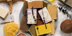 Handmade Cold Pressed Sandalwood Turmeric Saffron Anti Aging Soap