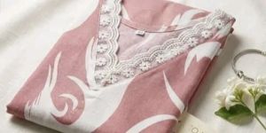 Pink Solid V Neck Straight Kurti