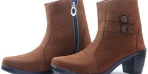 Ladies Plain Brown Heel Shoes