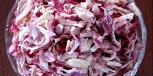 Natural Pink Onion Flakes