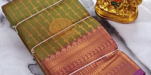 Ladies Vaira Oosi Silk Pattu Saree
