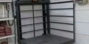 1000 Kg Warehouse Goods Lift