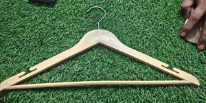 Wood Plastic Hanger