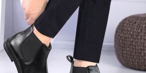Stylish Leather Chelsea Boots