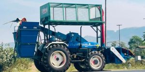 Maize Combine Harvester
