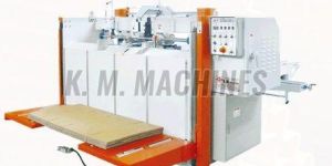 Semi-Automatic Stitching Machine