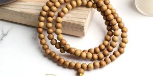 108 Beads Sandalwood Mala