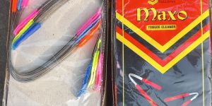 Maxo Stainless Steel Tongue Cleaner